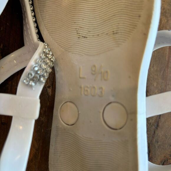 Bebe White Jeweled Sandals Size L 9/10 Kids - Picture 7 of 10